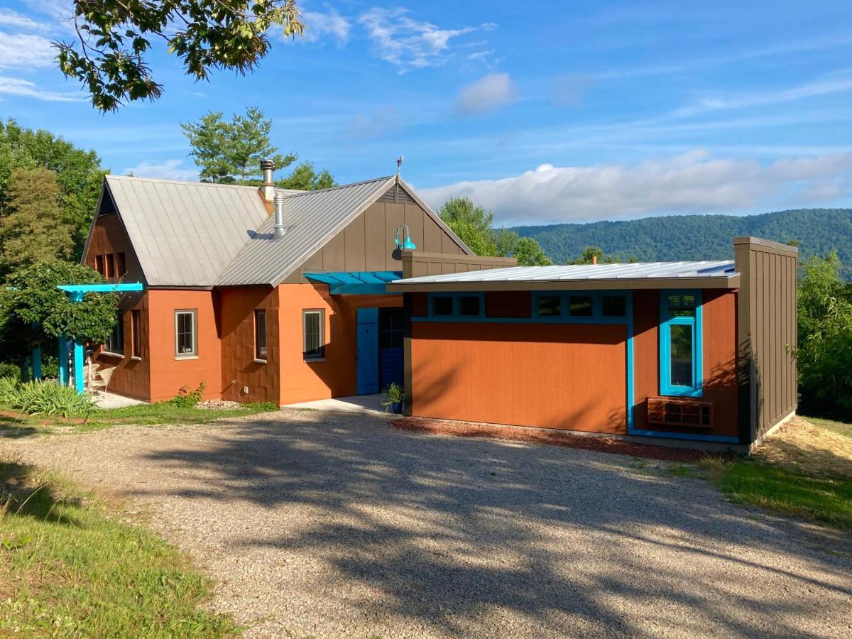 Eden'S Echoes Country Retreat Blacksburg Exterior photo